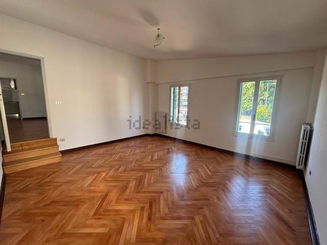 Appartamento in affitto di 167 m² in Piazzale Santa Croce