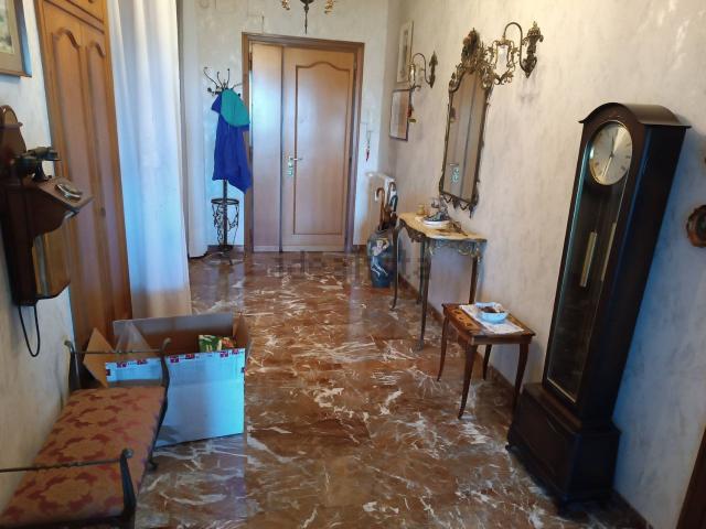 Appartamento in affitto di 169 m² in Via Luigi Capuana
