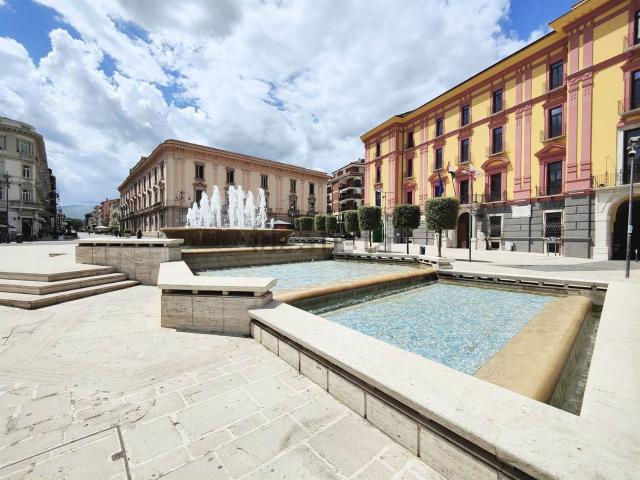 Appartamento in affitto di 170 m² in Via Terminio, 30