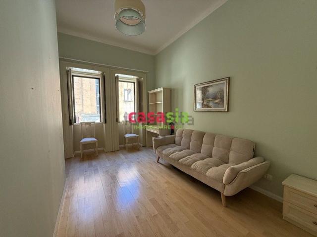 Appartamento in affitto di 170 m² in Via Trento