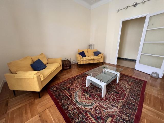 Appartamento in affitto di 170 m² in Viale Corsica, 1