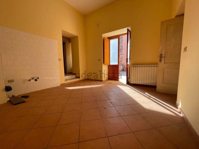 Appartamento in affitto di 171 m² in Corso Giuseppe Garibaldi, 35