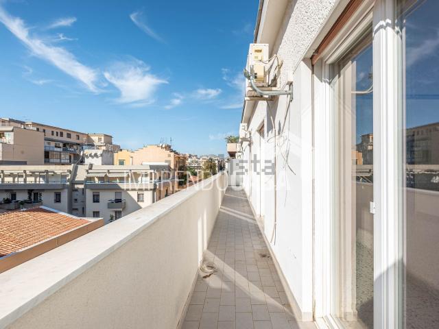 Appartamento in affitto di 172 m² in Via Generale Giuseppe Arimondi, 1