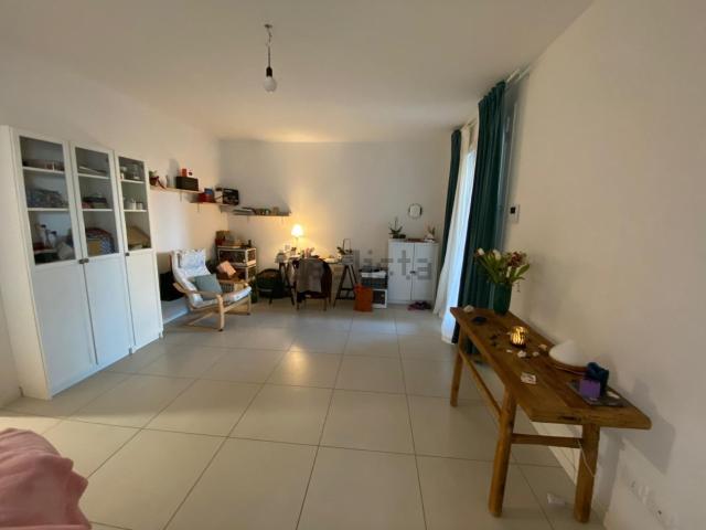 Appartamento in affitto di 175 m² in Via Roma