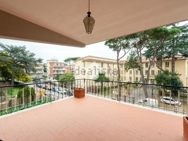 Appartamento in affitto di 176 m² in Via Giancarlo Bitossi, 14