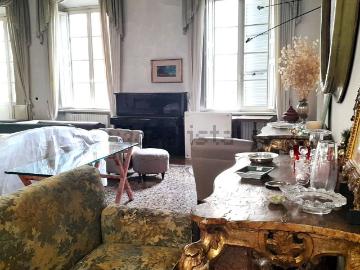 Appartamento in affitto di 180 m² in Via Giuseppe Mazzini