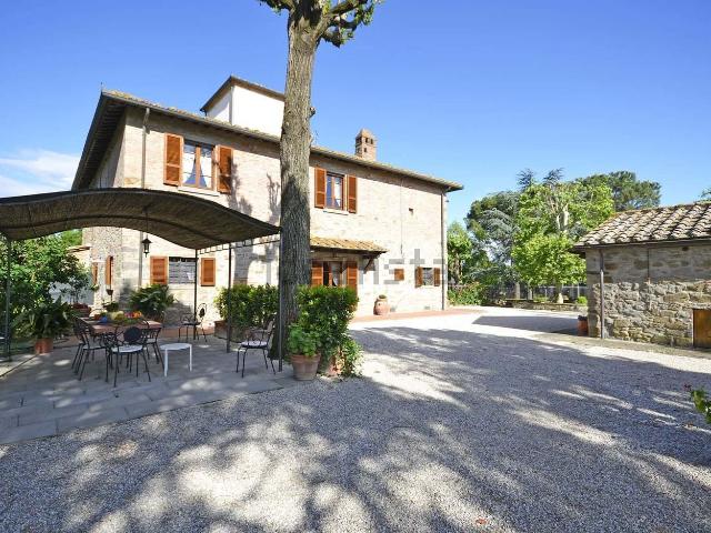 Appartamento in affitto di 180 m² in Via Di Manzano