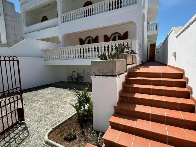 Appartamento in affitto di 180 m² in Via Lenin, 7