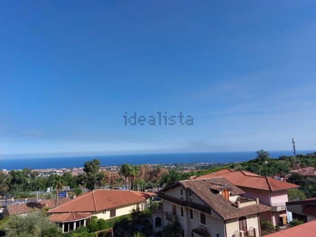 Appartamento in affitto di 180 m² in Via Marchesana