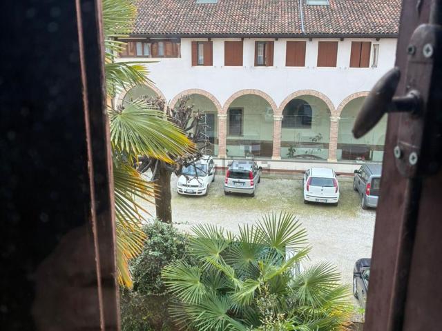 Appartamento in affitto di 180 m² in Via San Pietro