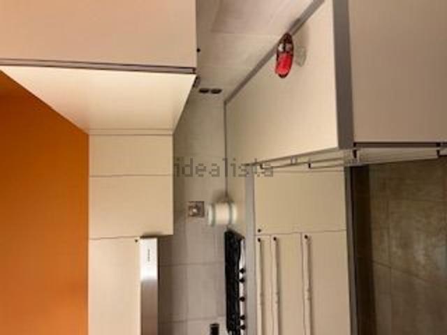 Appartamento in affitto di 180 m² in Via Telesio