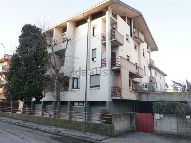 Appartamento in affitto di 180 m² in Via Torino, 2