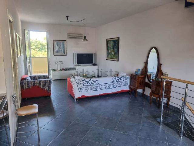 Appartamento in affitto di 180 m² in Via Venezuela, 3