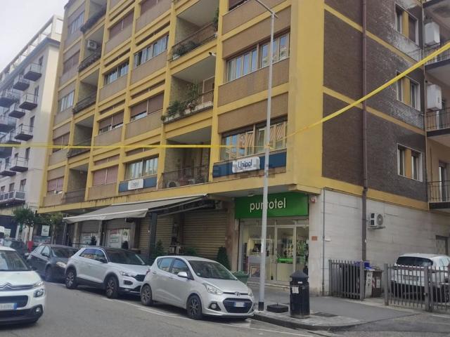 Appartamento in affitto di 180 m² in Viale Antonio Mellusi