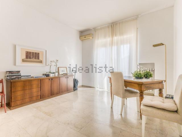 Appartamento in affitto di 180 m² in Viale DEI QUATTRO VENTI