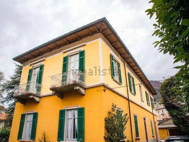 Appartamento in affitto di 185 m² in Via Don Giovanni Minzoni