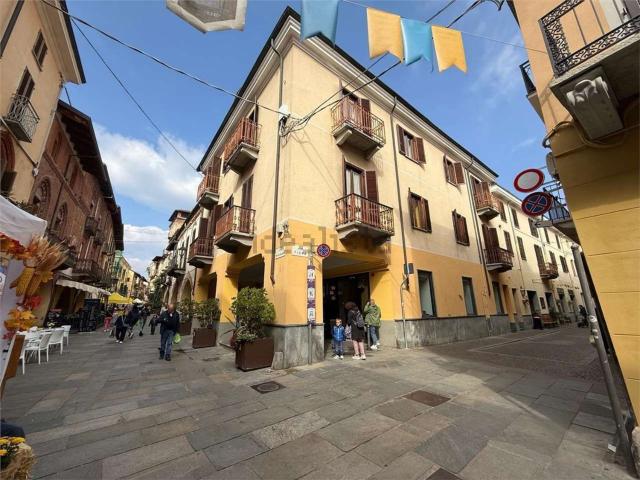 Appartamento in affitto di 185 m² in Via Fiera, 1