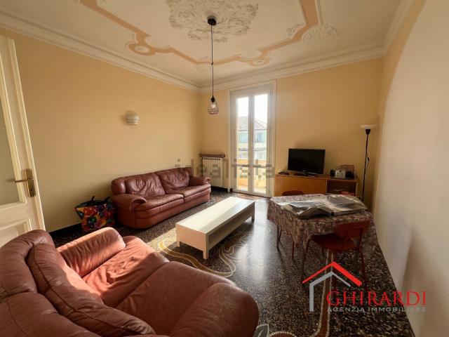 Appartamento in affitto di 186 m² in Via Merano, 3