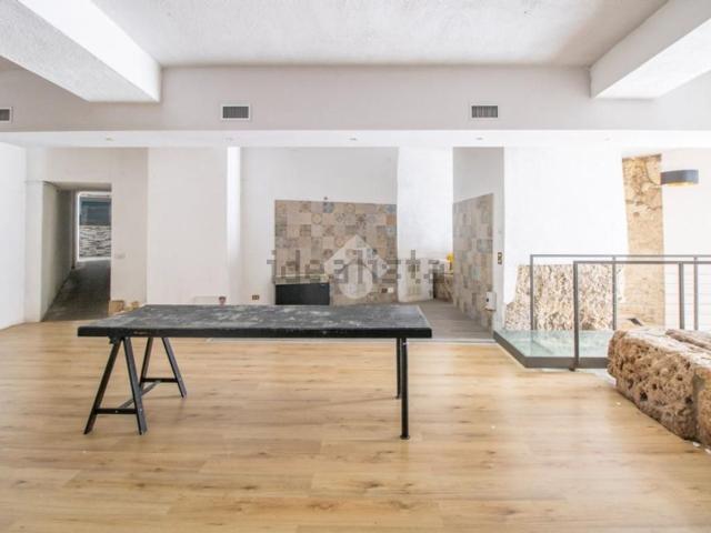 Appartamento in affitto di 190 m² in Via Angelo Tancredi