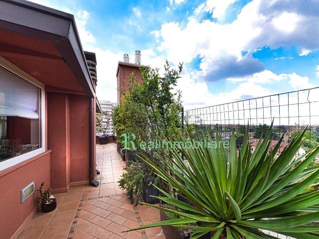 Appartamento in affitto di 190 m² in Via Fryderyk Chopin, 15