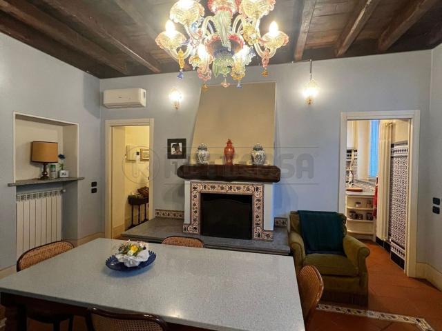 Appartamento in affitto di 195 m² in Via Guglielmo Marconi
