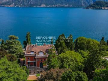 Appartamento in affitto di 197 m² in Via Regina