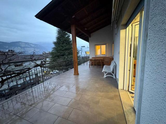 Appartamento in affitto di 200 m²