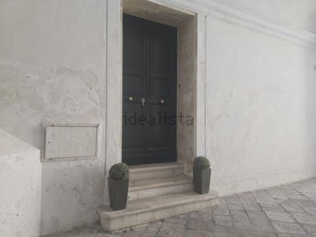 Appartamento in affitto di 200 m² in Via Giuseppe Palmieri, 42
