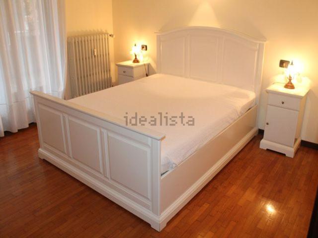 Appartamento in affitto di 200 m² in Via Giacomo Matteotti, 4
