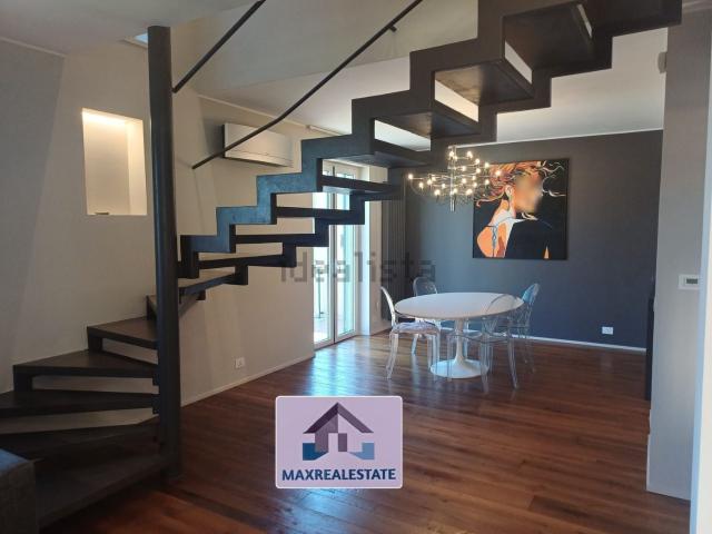 Appartamento in affitto di 200 m² in Via delle Fonti