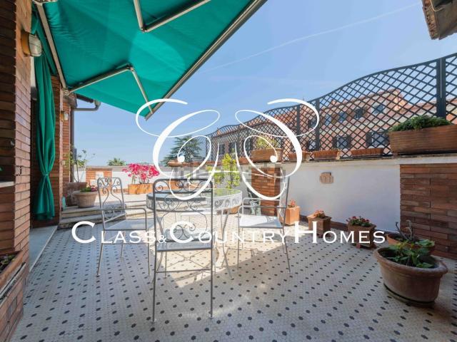 Appartamento in affitto di 200 m² in Via Pinciana