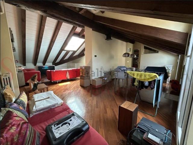 Appartamento in affitto di 200 m² in Viale Premuda