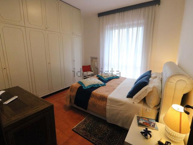 Appartamento in affitto di 150 m² in Viale stradella barone, 12