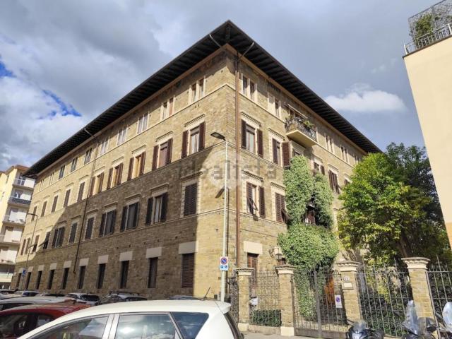 Appartamento in affitto di 20 m² in Via Cairoli, 1