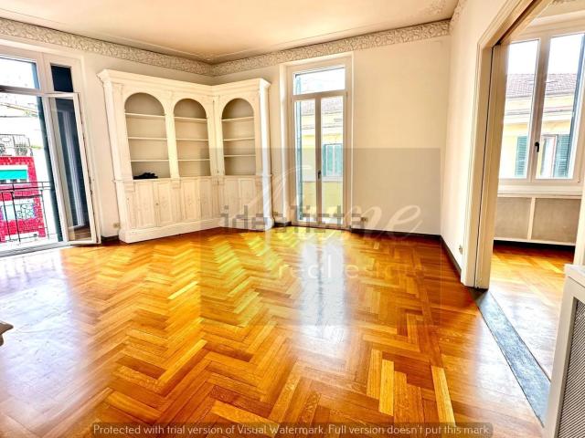 Appartamento in affitto di 210 m² in Via Capodistria, 15