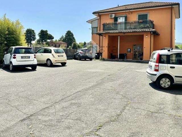 Appartamento in affitto di 210 m² in Via Casilina, 132