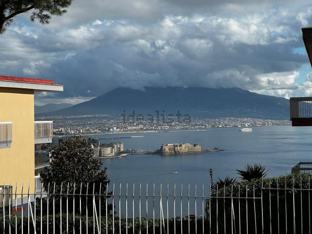 Appartamento in affitto di 210 m² in Via Stazio, 33