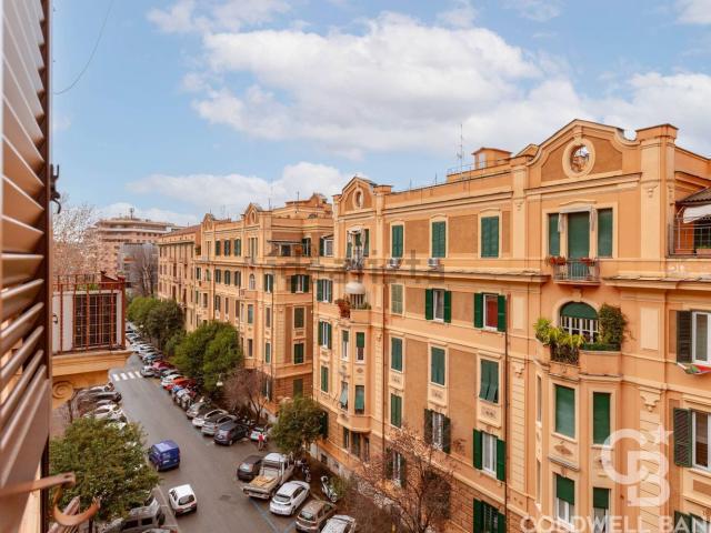 Appartamento in affitto di 220 m² in Via Giuseppe Ferrari