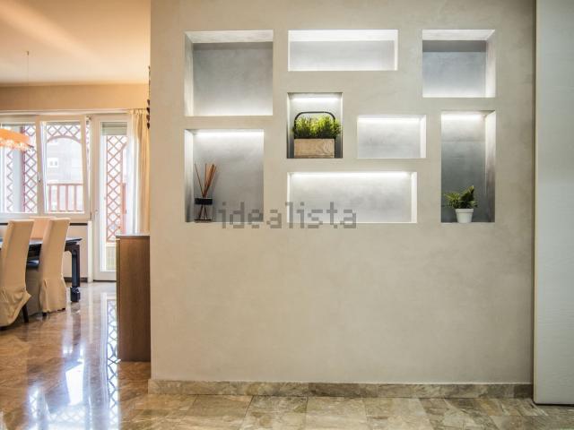 Appartamento in affitto di 220 m² in Via Luigi Soderini, 35