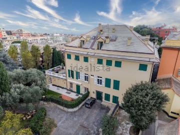 Appartamento in affitto di 220 m² in Via Zara, 24