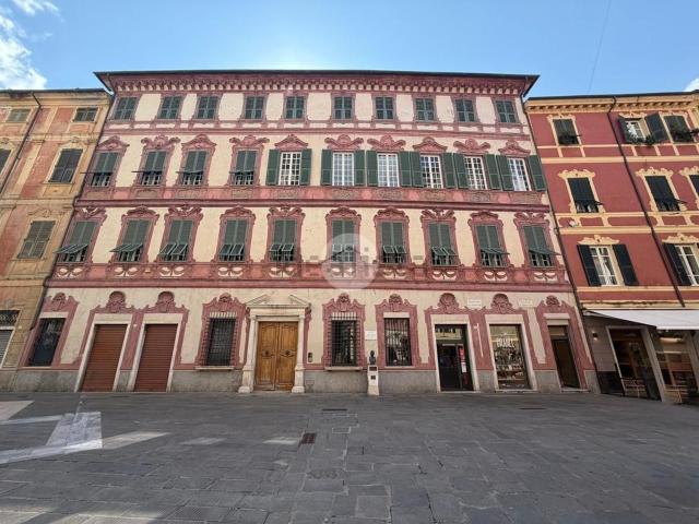 Appartamento in affitto di 224 m² in Piazza Sant&apos Agostino, 59