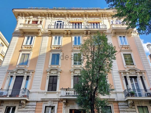 Appartamento in affitto di 225 m² in Via Gian Domenico Romagnosi