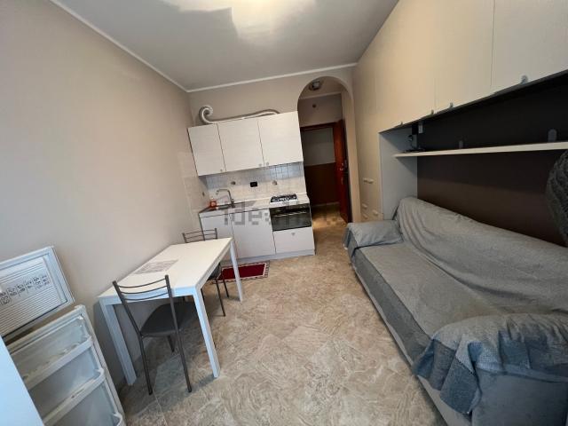 Appartamento in affitto di 22 m² in Via aurelia n 82