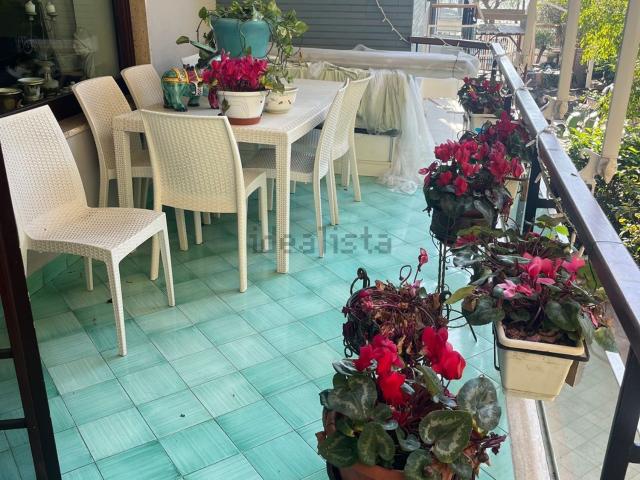 Appartamento in affitto di 230 m² in Via Francesco Petrarca