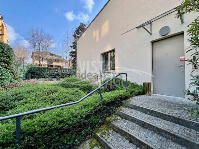 Appartamento in affitto di 230 m² in Via Martino Anzi, 34
