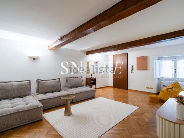 Appartamento in affitto di 240 m² in Via Curtatone
