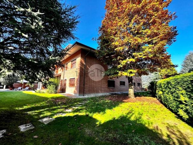 Appartamento in affitto di 240 m² in Via Buttigliera Alta, 29