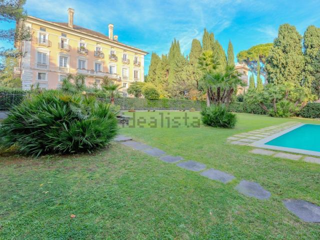 Appartamento in affitto di 240 m² in Via Eritrea, 2