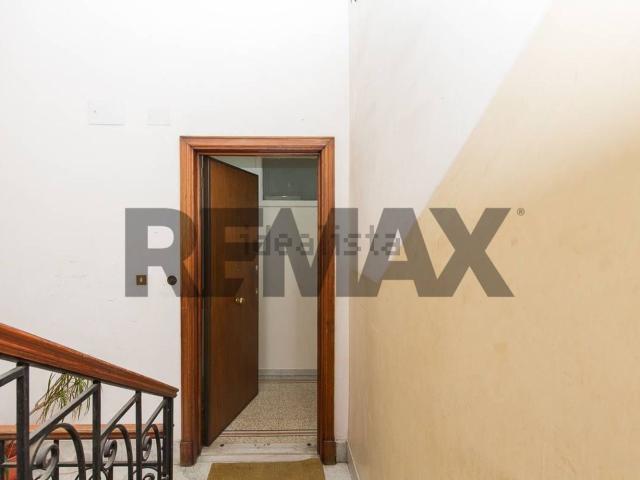 Appartamento in affitto di 240 m² in Via Pietro Toselli, 40