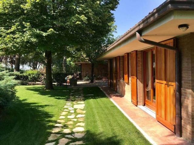 Appartamento in affitto di 250 m²